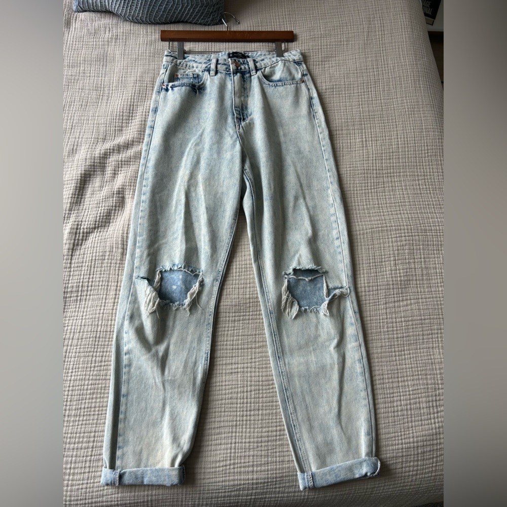 Stylish Light Blue Distressed High Waisted Women Jeans